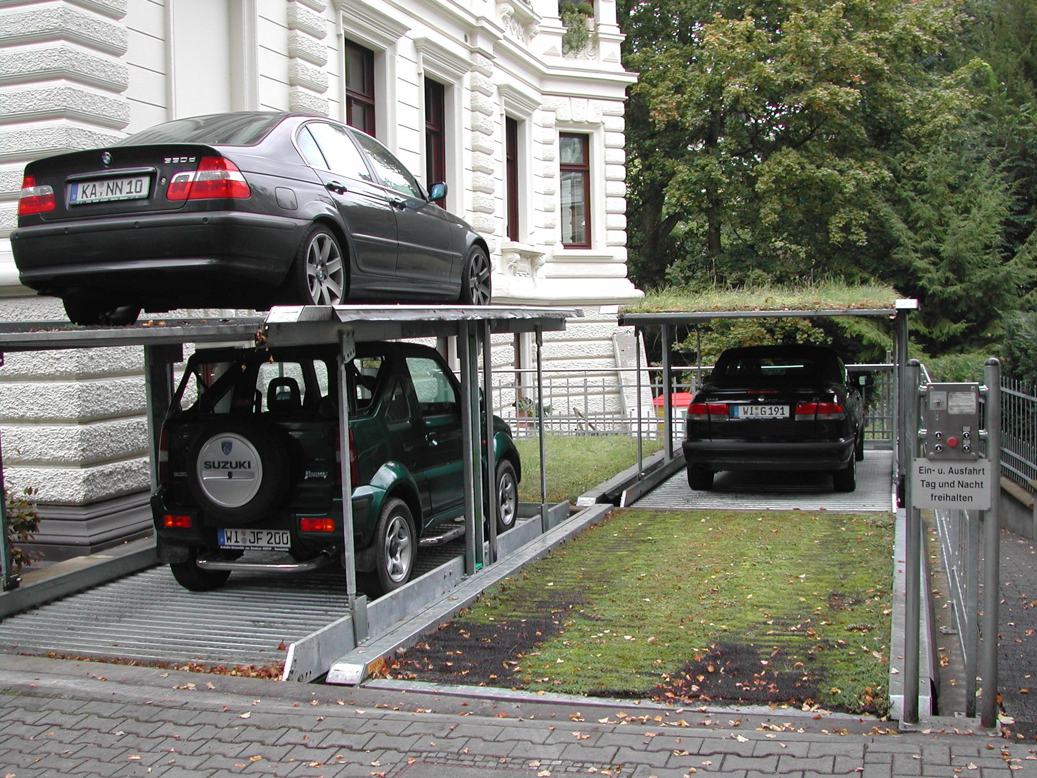 Car Tower